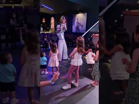 Videos del Riu Chiclana 4★ en Chiclana de la Frontera., EspañaVer MásVerPrecios18CerrarConsulta por Whatsapp 🇦🇷BookingTripadvisorExpediaAgodaTravelocityOrbitzTripSkyscannerDespegarKayakHotelesDestiniaTrivagoTurismocityLastminuteHotwireTuiWotif