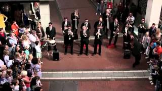 Irish Swing Jazz 2011 - Thriller Flash Mob on Grafton Street, Dublin