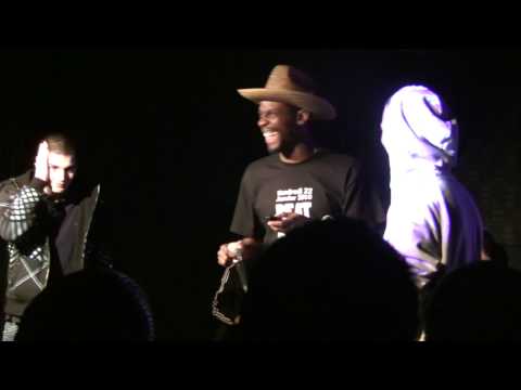 slizzer vs. ben junior - 1st. half final @ beatbox contest 2 in paris