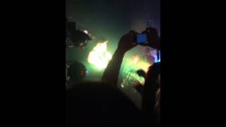 &quot;Razor&#39;s Edge&quot; - William Control (live)