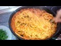 Spaghetti Con Champiñones Y Salsa De Tomate