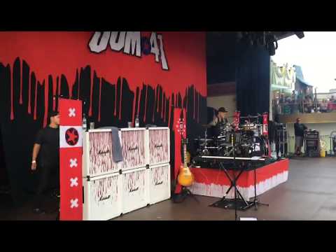 Sum 41 @ Stockholm, SWE 21/06/17 - Drum Solo