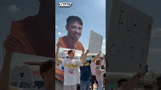 אריאל קוניו חוזר לקהילת ניר עוז (חדשות ערוץ 7) - התמונה מוצגת ישירות מתוך אתר האינטרנט יוטיוב. זכויות היוצרים בתמונה שייכות ליוצרה. קישור קרדיט למקור התוכן נמצא בתוך דף הסרטון אריאל קוניו חוזר לקהילת ניר עוז (חדשות ערוץ 7) - התמונה מוצגת ישירות מתוך אתר האינטרנט יוטיוב. זכויות היוצרים בתמונה שייכות ליוצרה. קישור קרדיט למקור התוכן נמצא בתוך דף הסרטון