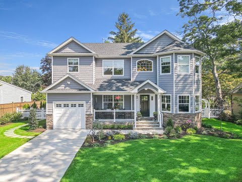 116 Taylor St, Centerport, NY 11721