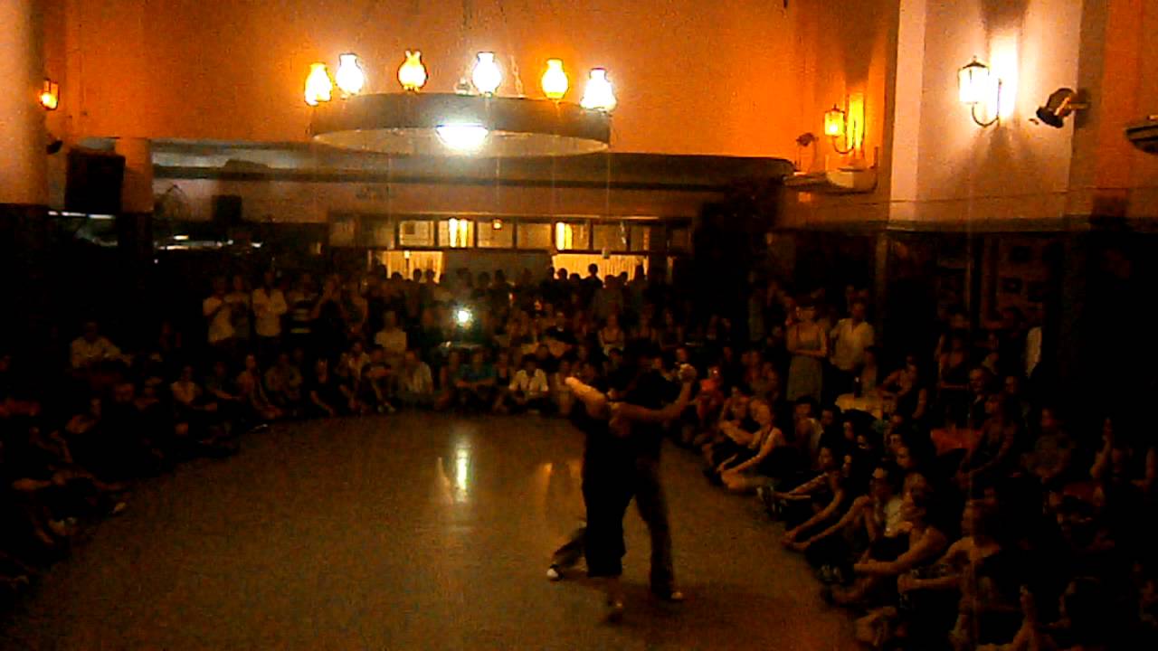 Adrián Ferreyra y Rocío Lequio en El Motivo (3)