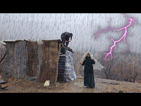Heavy rain in the mountains🌧️ | Battle for survival in the cold winter | Hard life of nomads