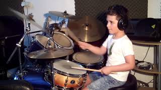 Alternosfera - Drumul Dintre Noi (Drum Cover by Alexandru Petu) Alternosfera - Drumul Dintre Noi (Drum Cover by Alexandru Petu)