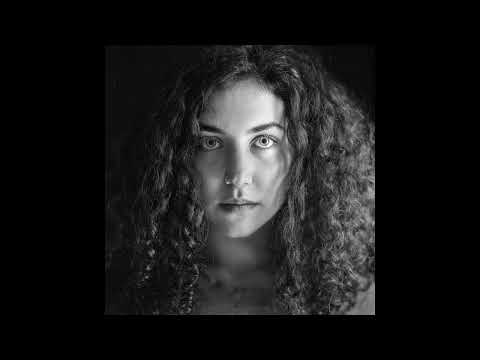 Ella Faye - I Can See The Rain