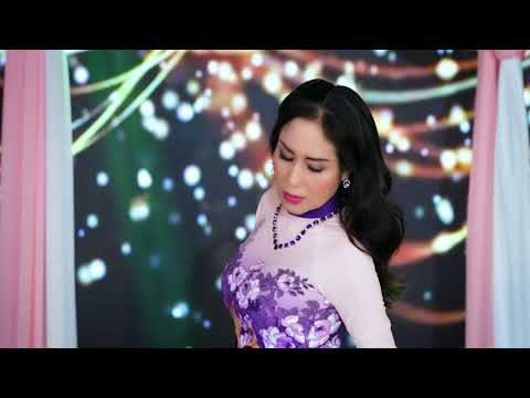 Thể hiện bởi Đan Ngọc
