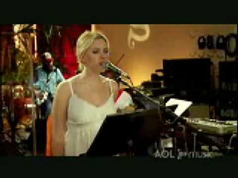 Scarlett Johansson - Falling down AOL sessions