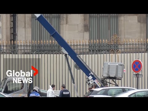 Boecker crane manufacturer goes viral with his humorous advertisement following the Louvre heist