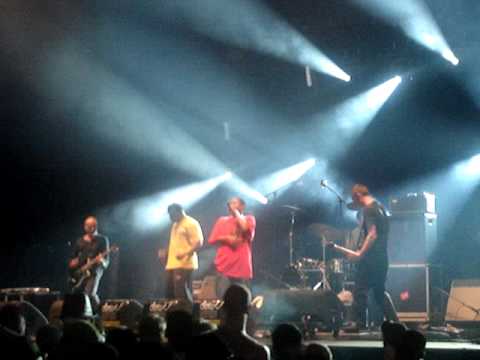 Zone Libre vs. Casey - L'Angle Mort @ Dour Festival 2009