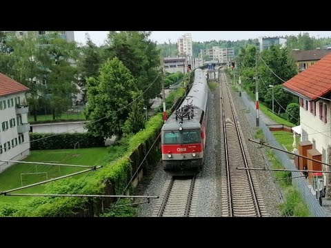 Zugverkehr in Bregenz Riedenburg: IC 119 mit DB Garnitur, Dostos mit Taurus