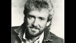 Keith Whitley L I V E performance of &quot;I&#39;M NO STRANGER TO THE RAIN&quot;