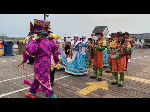 Greater Kensington string band on the Ocean City boardwalk. Strike up the band!￼