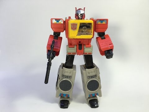 Transformers: Titans Return - Leader BLASTER w/ Twincast