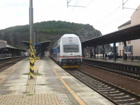 Příjezd vlaku Os 6908+hlášení o příjezdu - Ústí nad Labem hl.n.