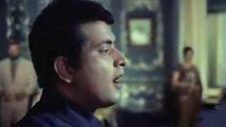 Hai Preet Jahan Ki Reet Sada - YouTube