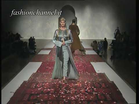 "Rifat Ozbek" Autumn Winter 1994 1995 Milan 4 of 4 pret a porter woman by FashionChannel