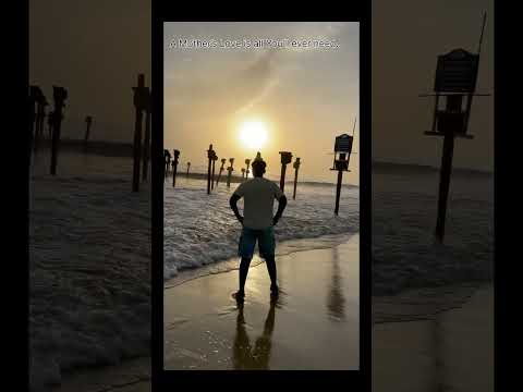 Alleppey Beach 🪽#allapuzha #husn #sunset #travel