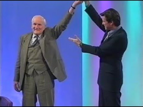 This Is Your Life - Desmond Llewelyn