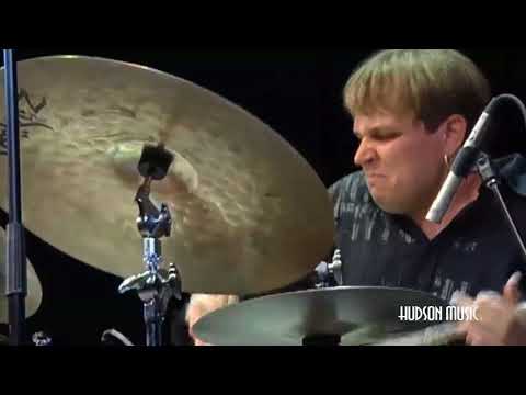 Keith Carlock Solo from Modern Drummer 2005 Festival