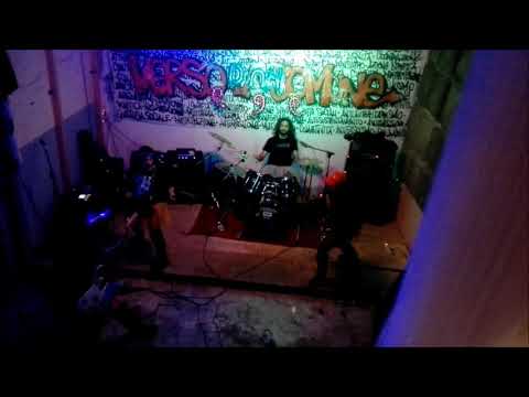 xDUHx - Buon riso a cattivo cuoco (live @ Stella Nera, Modena)