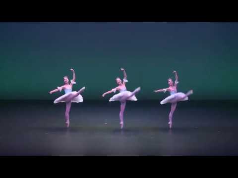 [2019 Rising Stars] Odalisques Pas de Trois form Le Corsaire