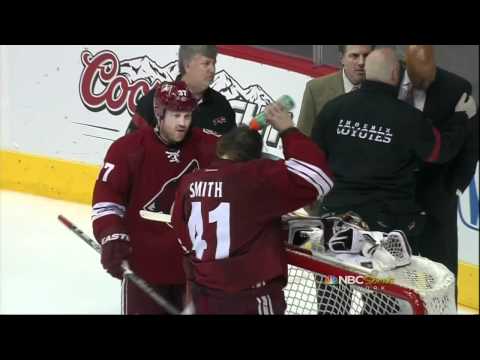 Andrew Shaw charge on Mike Smith. Chicago Blackhawks vs Phoenix Coyotes 4/14/12 NHL Hockey