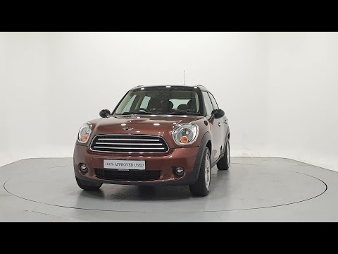 131LH404 - 2013 MINI COUNTRYMAN Cooper D.