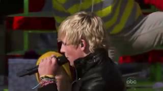 Ross Lynch - Christmas Soul ((Disney Parks Magical Christmas Day Parade 2012))