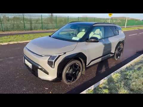 Kia EV3 GT Line Long Range, **warranty till 2032** - Image 2