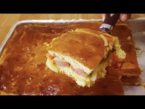 OVEN-BAKED HOT DOG ON A TRAY SUPER EASY HOT DOG