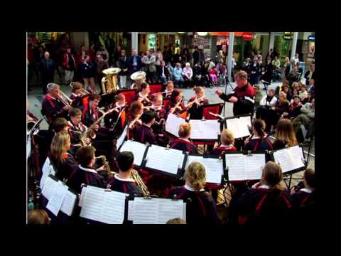 James Acaster goes to his "school band reunion" - Classic Scrapes