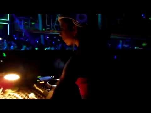 Evelin Scavo - Mambo Club, Goa India 31/5/14 Part 3