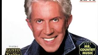 Porter Wagoner &amp; Willie Nelson- When the Silver Eagle Meets The Great Speckled Bird