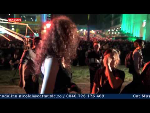 Andreea D Performing in Vietnam 2014