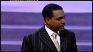 Creflo Dollar speaks about marriages (perfect mates)