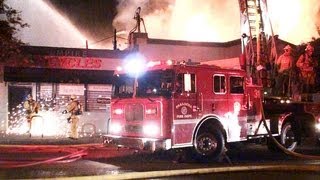 preview picture of video 'PFD / Pasadena Greater Alarm Structure Fire'