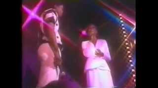 Whitney Houston &amp;.Jermaine Jackson - Nobody Loves Me Like You Do 1984