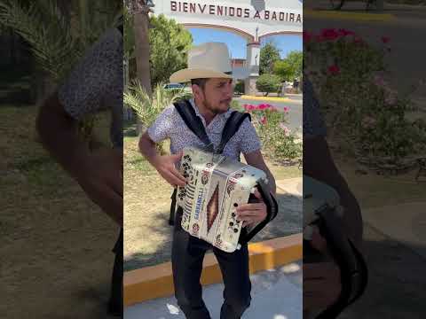 Desde Badiraguato, Sinaloa, los bixholos de Sinaloa