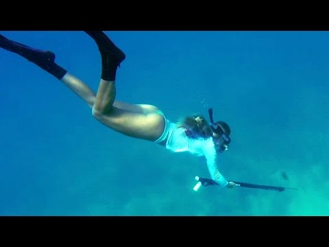 Girl Spearfishing and Diving in Florida Keys