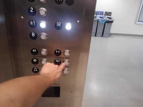 Elevator At Eucalyptus Hall Csun Northridge Ca
