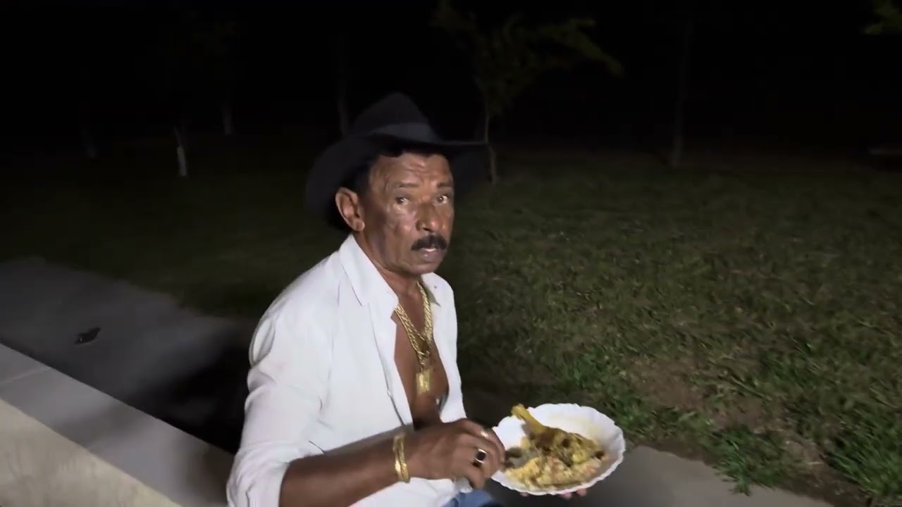 CHARLLES E A TURMA JANTANDO NA FAZENDA EM GOIAS TÕE CHAMA VANESSA DE CHIFRUDA | COMÉDIA SELVAGEM
