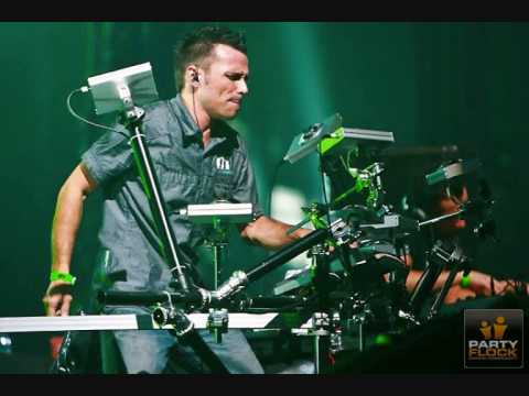 Noize Suppressor & MC Syco - Party Motherfuckerz