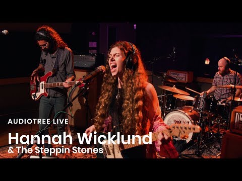 Hannah Wicklund & The Steppin Stones - Bomb Through the Breeze | Audiotree Live