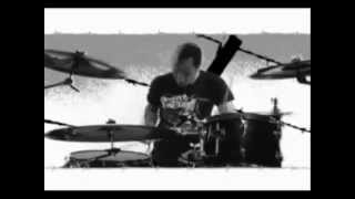 on city streets The Casualties (subtitulada al español)