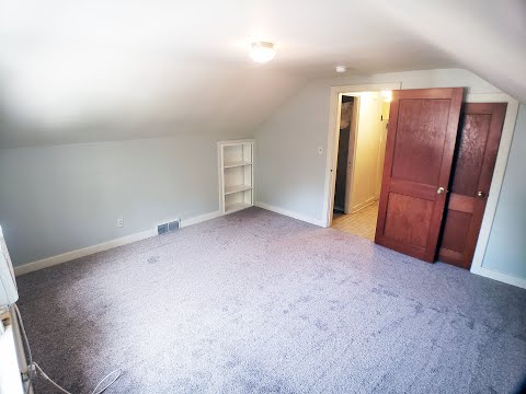 Cute Downtown Apartment - Video 2 of 2