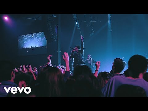 Passion - Lift Up Jesus (Live) ft. Brett Younker