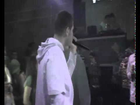 JustUs Sever   Cat Canta Muzica LIVE In Brasov